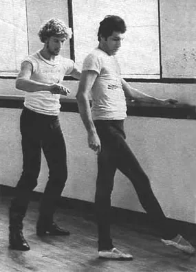 Freddie Mercury rehearsing 2