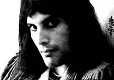 Freddie Mercury Schwarz-Weiß-Porträt